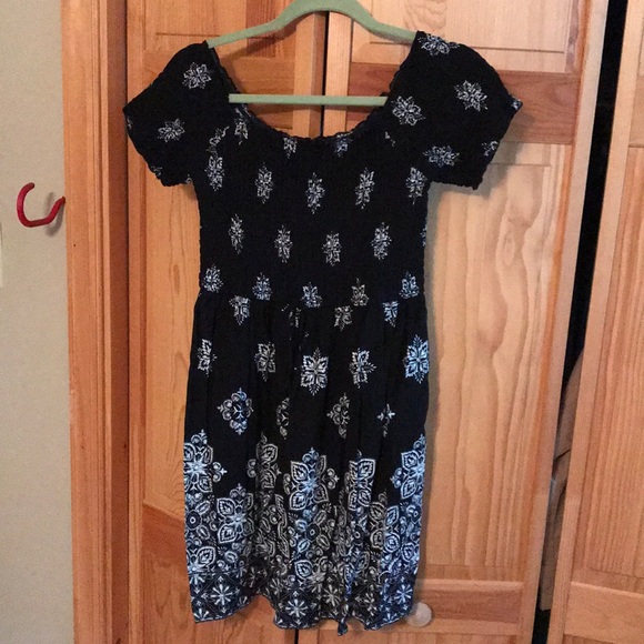 Off the shoulder sundress - Picture 1 of 2